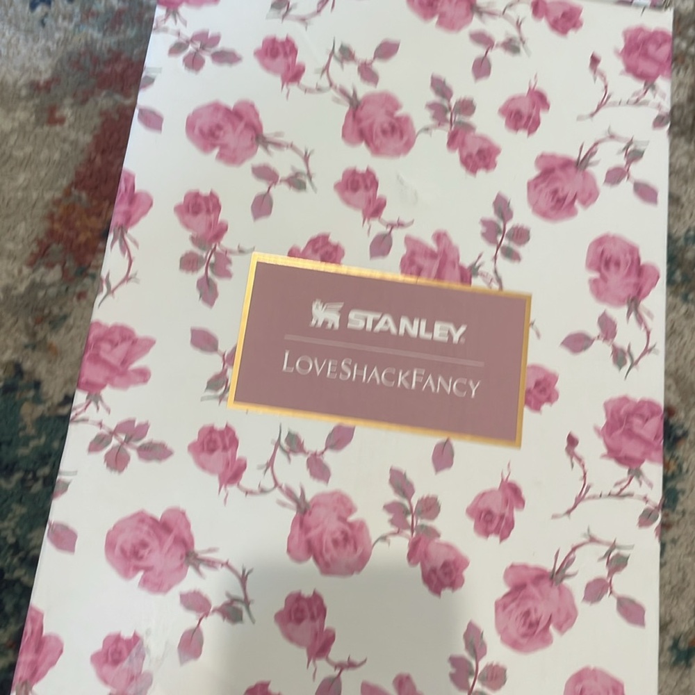 LoveShackFancy Stanley Box - Picture 3 of 4
